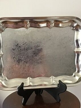 Vintage Irvinware chrome-plated serving tray with etched floral design